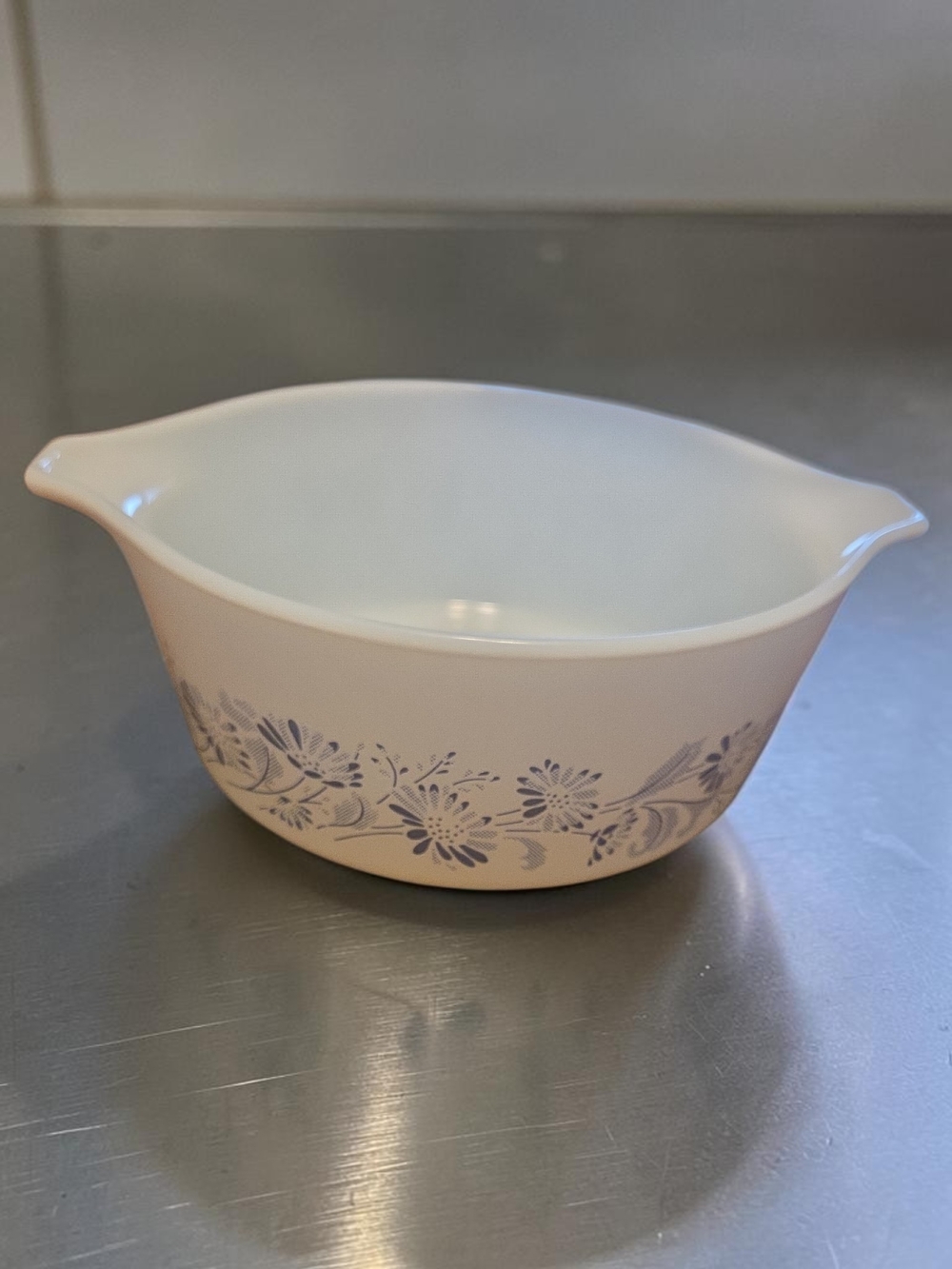 Pyrex Colonial Mist Bowl White with Blue Floral Border 8 " 750 ml NO LID
